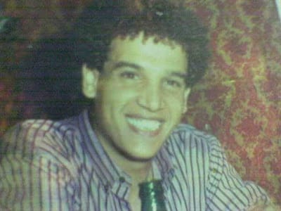 الفنان الراحل عادل الصادق من مواليد1967 اشتهر في عام 1980 وله العديد من الاغاني ولديه صوت هادي جميل  image
