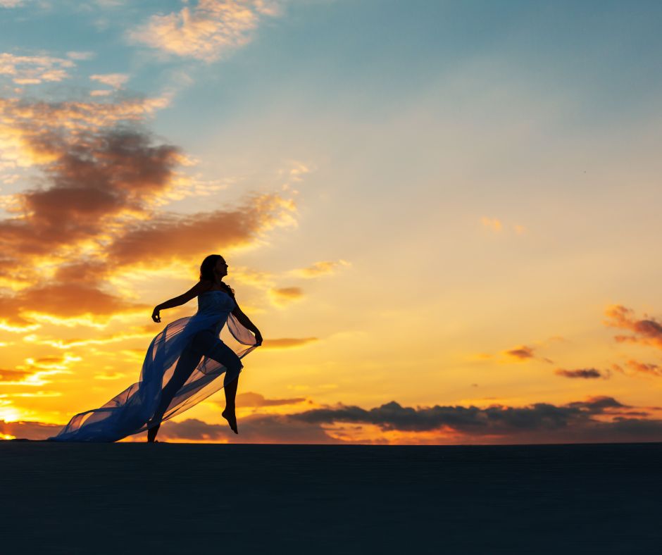 DANCE MEDITATION - A Journey into Somatic Healing and Self-Acceptance