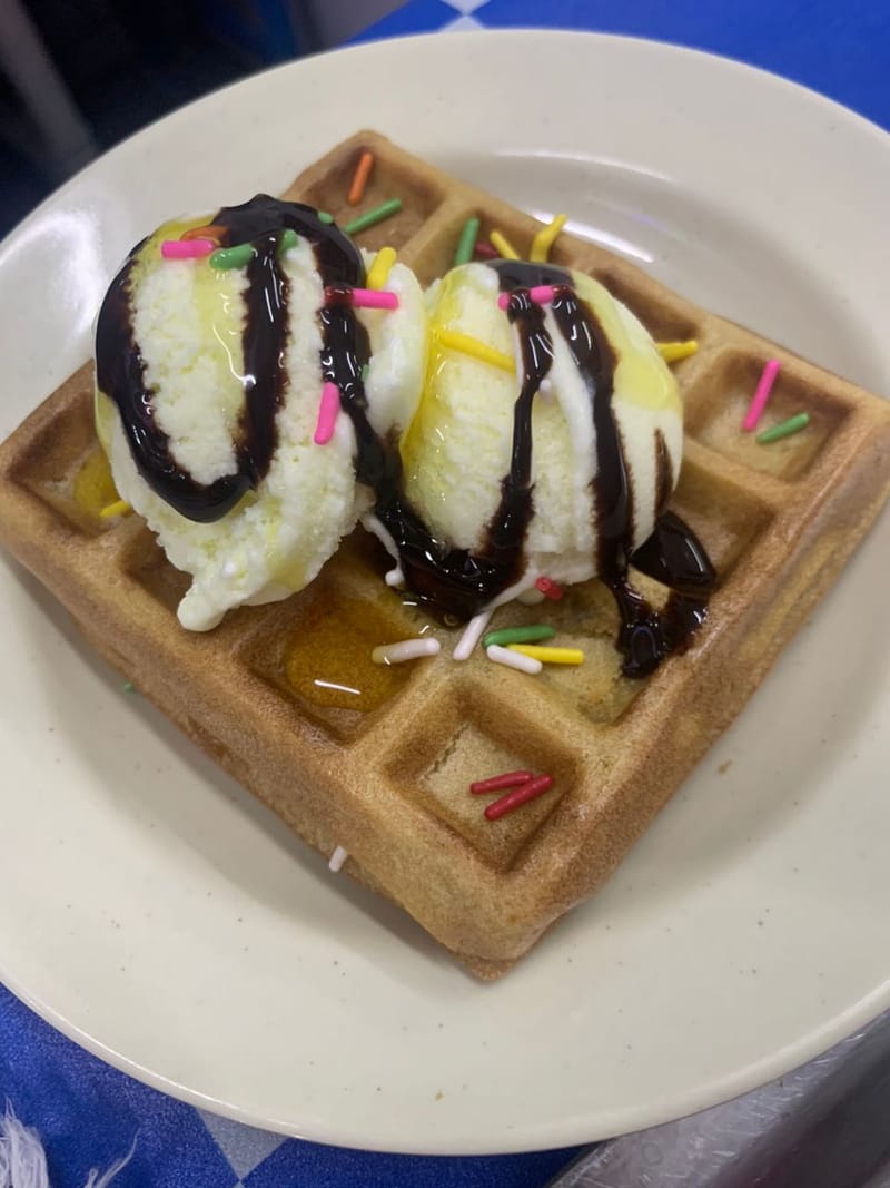 WAFFLE AISKRIM