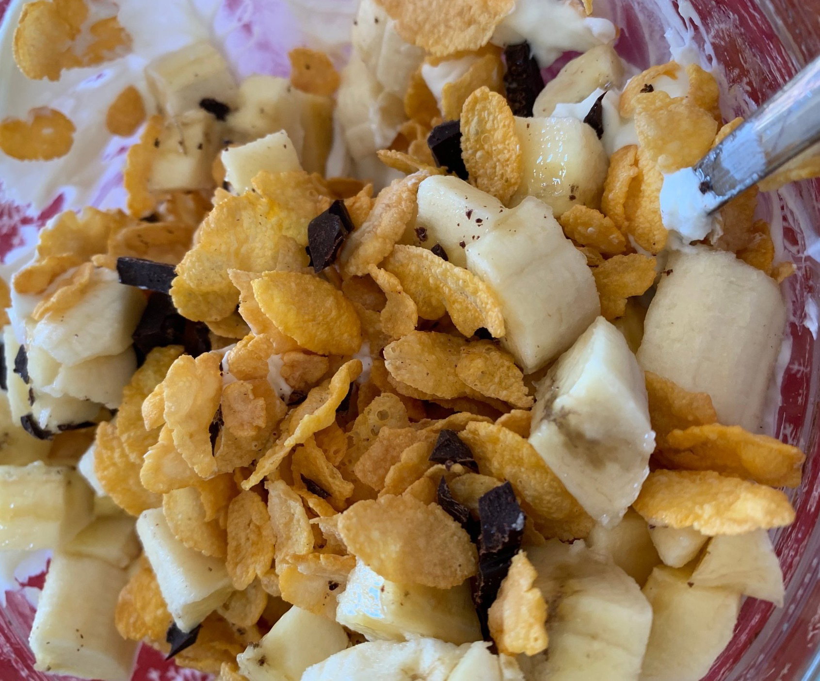 yogurt magro 0%, cioccolato exrafondente, corn fakes, banana