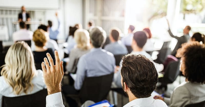 FORMAÇÃO DE TURMA EM CURSOS E TREINAMENTOS
