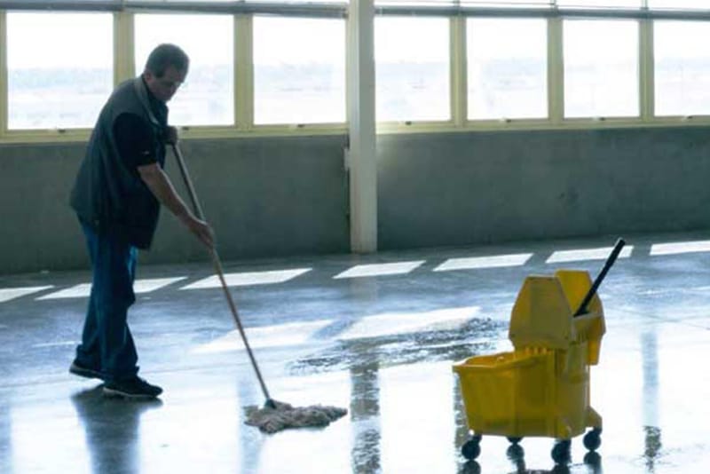 LIMPIEZAS DE NAVES INDUSTRIALES