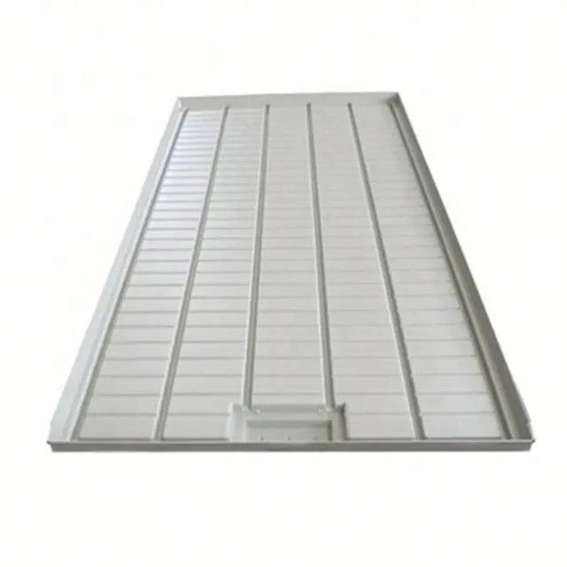 Planting rack with planting trays