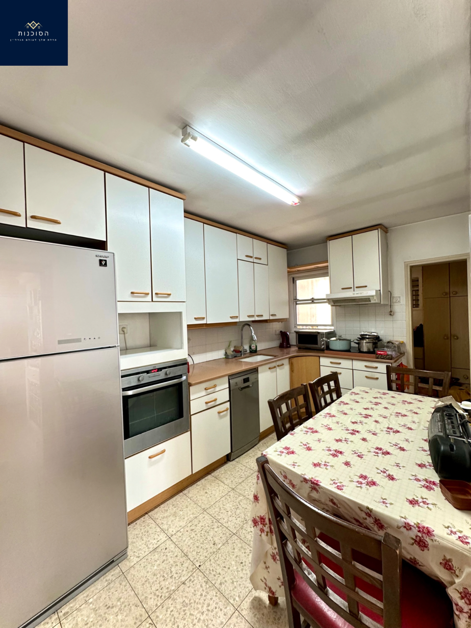 חיפה, בלב נווה שאנן-רח׳ חניתה המרכזי! מעולה למשפחות!