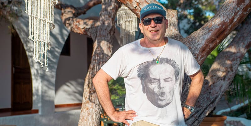 Graham Gold dedicates 'Esta La Musica' 372 to late DJ Jose Padilla.