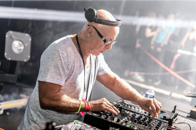 Graham Gold publishes playlist for 'Esta La Musica' 373.