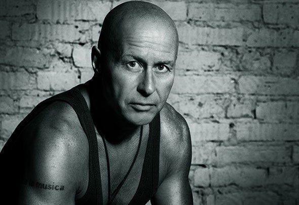 Graham Gold publishes playlist for 'Esta La Musica' 402.