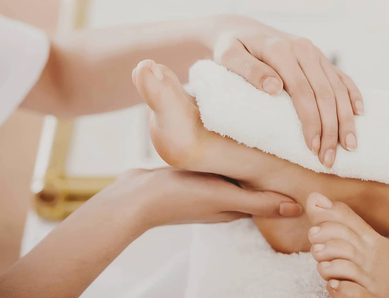 Beauté des pieds sans vernis  (30 min)  - 23€