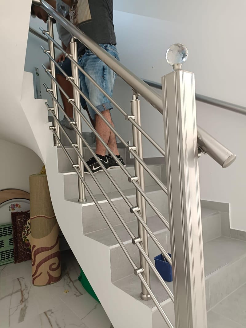 Aluminumstiegengeländer aller Art