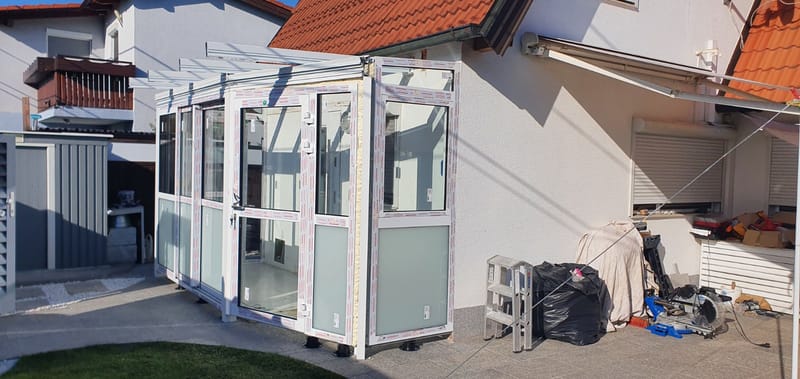 Reparaturen von Winter und Sommergärten