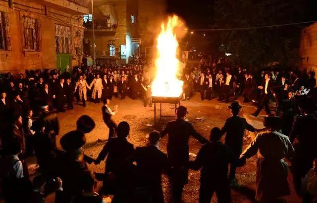 Lag BaOmer：A Celebration in the Dark