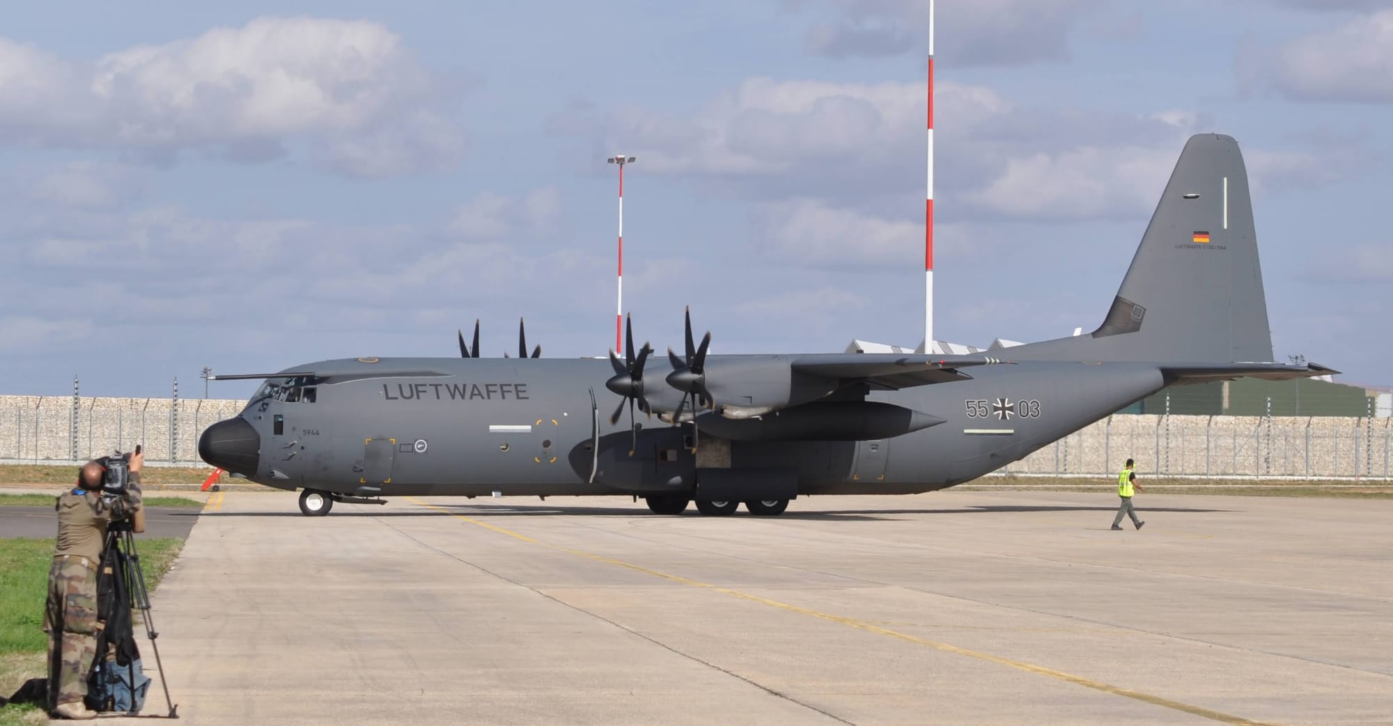 Entregado el C-130 Hércules número 2700