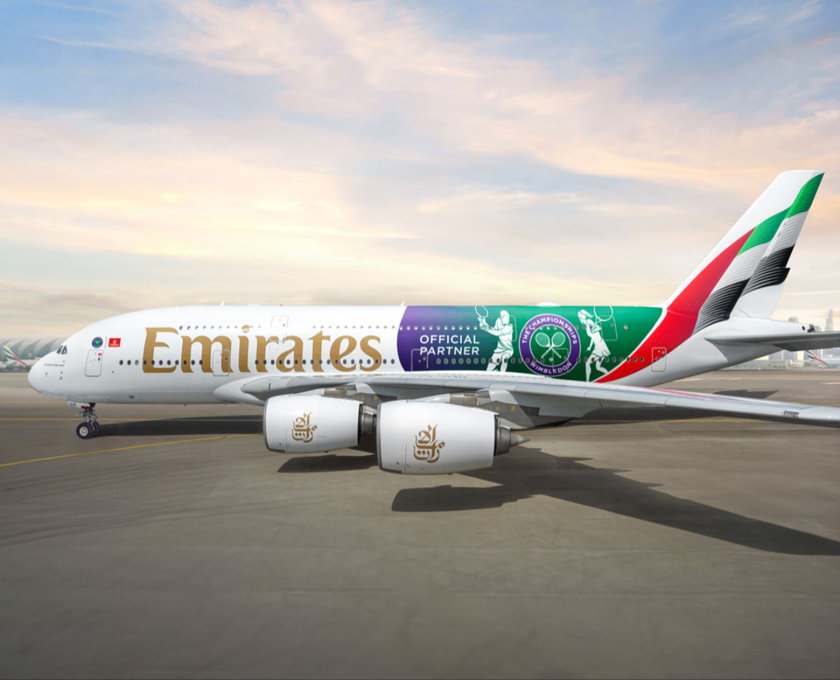 EMIRATES PRESENTA SU NUEVO LOGOJET DEL TORNEO DE  WIMBLEDON