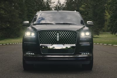 2024 Lincoln Navigator Is KBB’s Best Luxury Large SUV 2023/2024 – Here’s How It Compares To Competitors