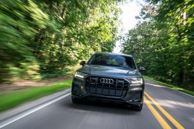 Best Features Of The 2024 Audi SQ7 – #1 Midsize Performance SUV for 2023/2024