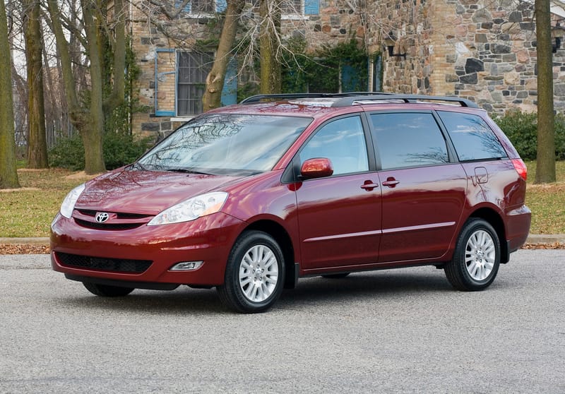 Everything You Should Know Before Buying A Used 2010 Toyota Sienna In Nigeria