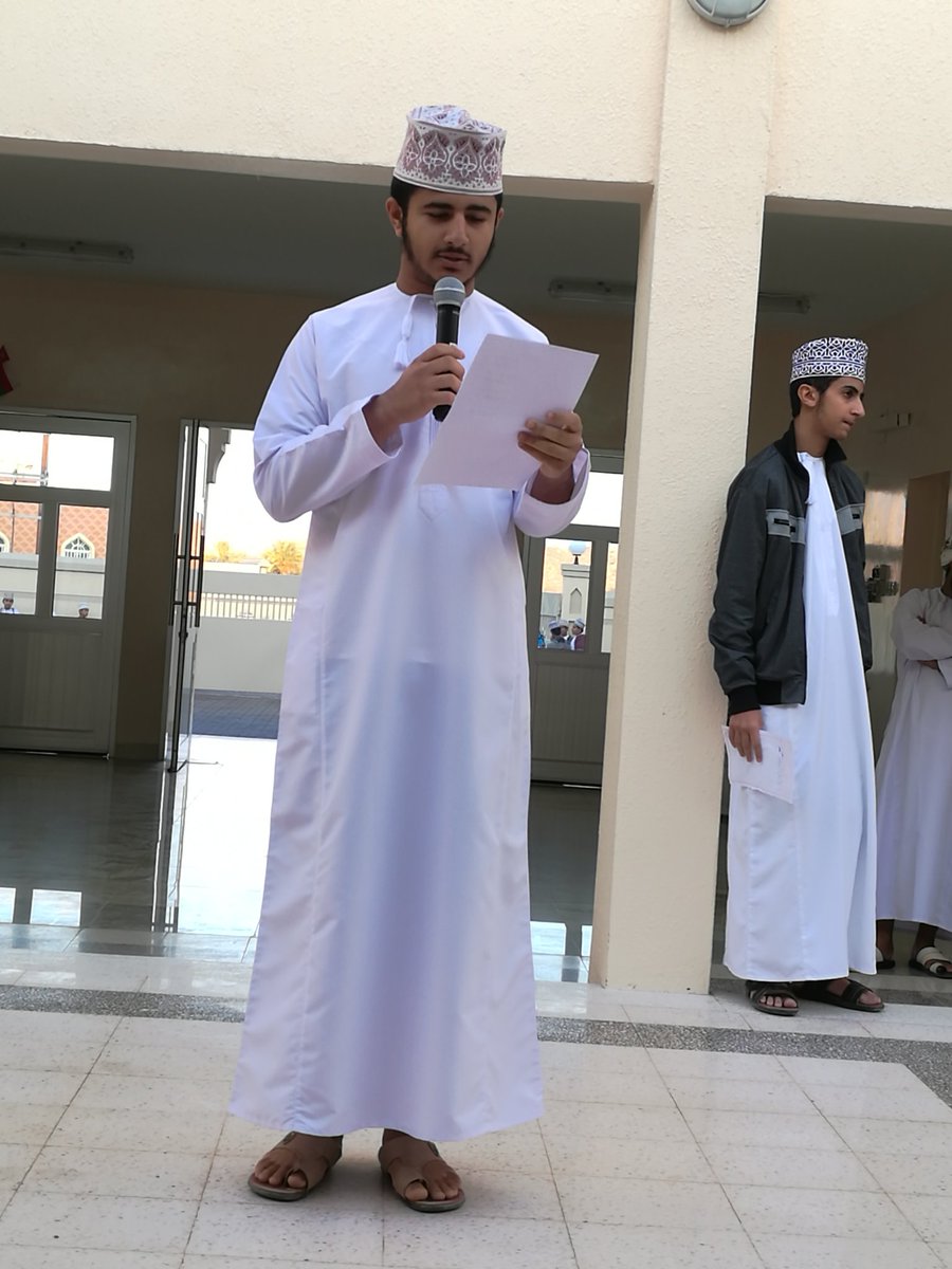 جماعة الاذاعة المدرسية تحتفل باليوم العالمي للغة العربية