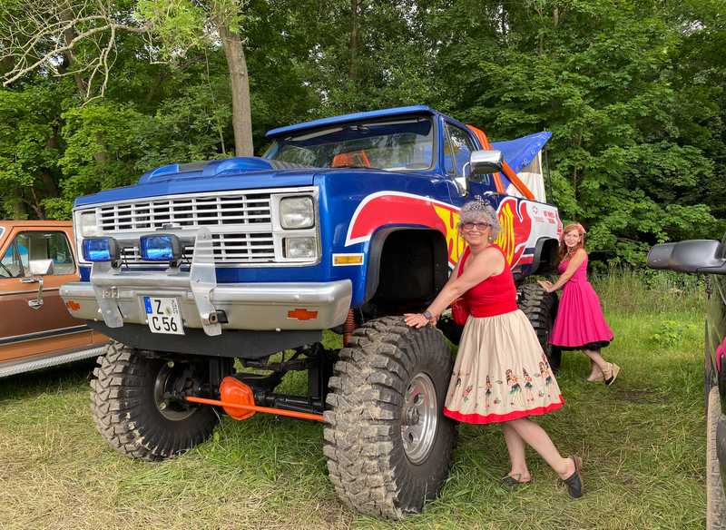 4. SRAZ AMERICKÝCH AUT HOLLYWOOD US CARS HOLÝŠOV (16.7. - 18.7.)