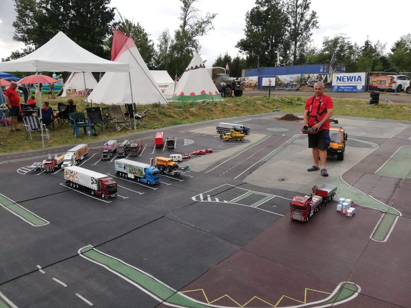 6. sraz amerických aut Hollywood US Cars Holýšov (21.7. - 22.7.)