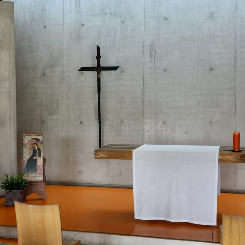 1. VOSGES : Ronchamp, Chapelle Notre Dame du Haut (Le Corbusier)