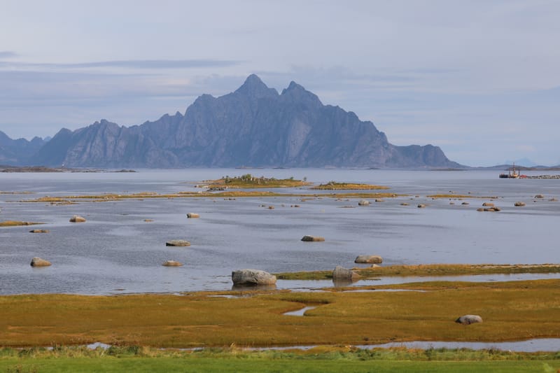 2. Iles Lofoten 2 (HRZ)