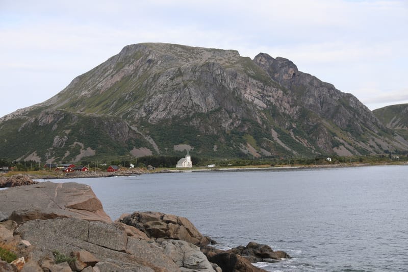 2. Iles Lofoten 2 (HRZ)