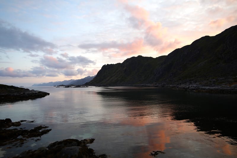 1. Iles Lofoten 1 : Uttakleiv, Reine, Ballstad (HRZ)