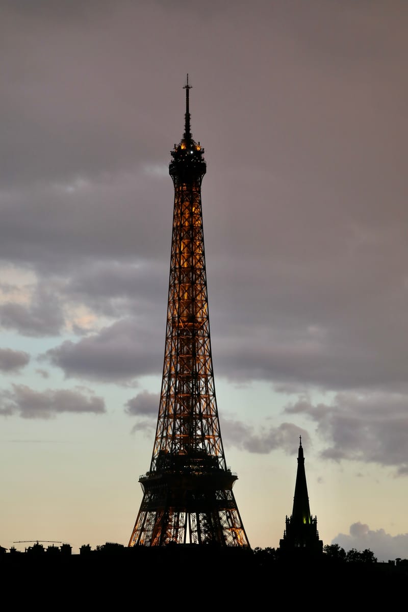 Paris 3 : un soir d'orage sur le pont Alexandre III