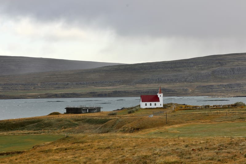 6. Nord Ouest : Holmavik, Hvammstangi, péninsule de Vatnsnes : Osar, Hvitserkur