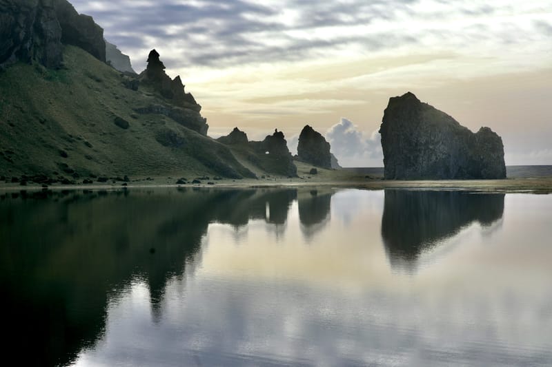 11. Sud 1 : Black Beach et la péninsule de Dirholaey