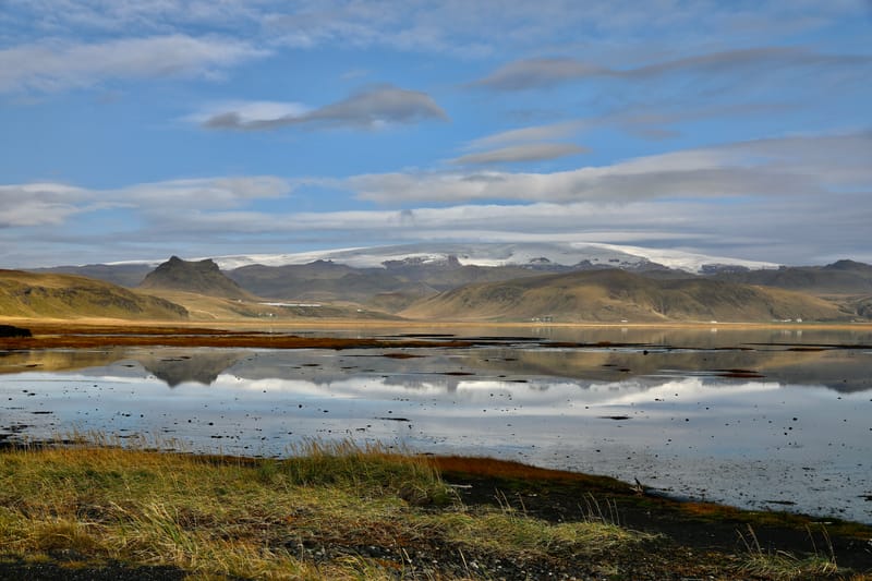 11. Sud 1 : Black Beach et la péninsule de Dirholaey