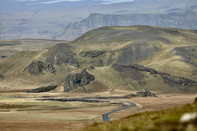 11. Sud 1 : Black Beach et la péninsule de Dirholaey