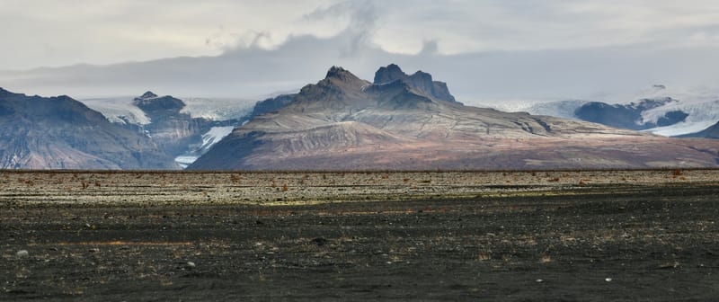 14. Sud Est 1 : Skarfatounga, Svartifoss, Skatafellsjokull, Svinafellsjokull