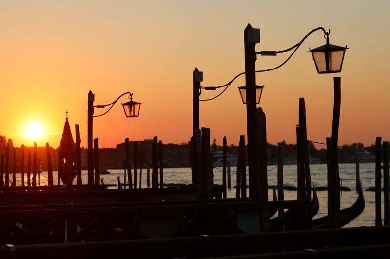 10. Venise : A la lueur des lampadaires en candélabres