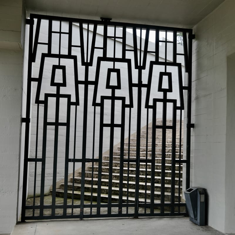 5. SUISSE 3 : BALE 3, Goetheanum & Steiner (à Dornach)