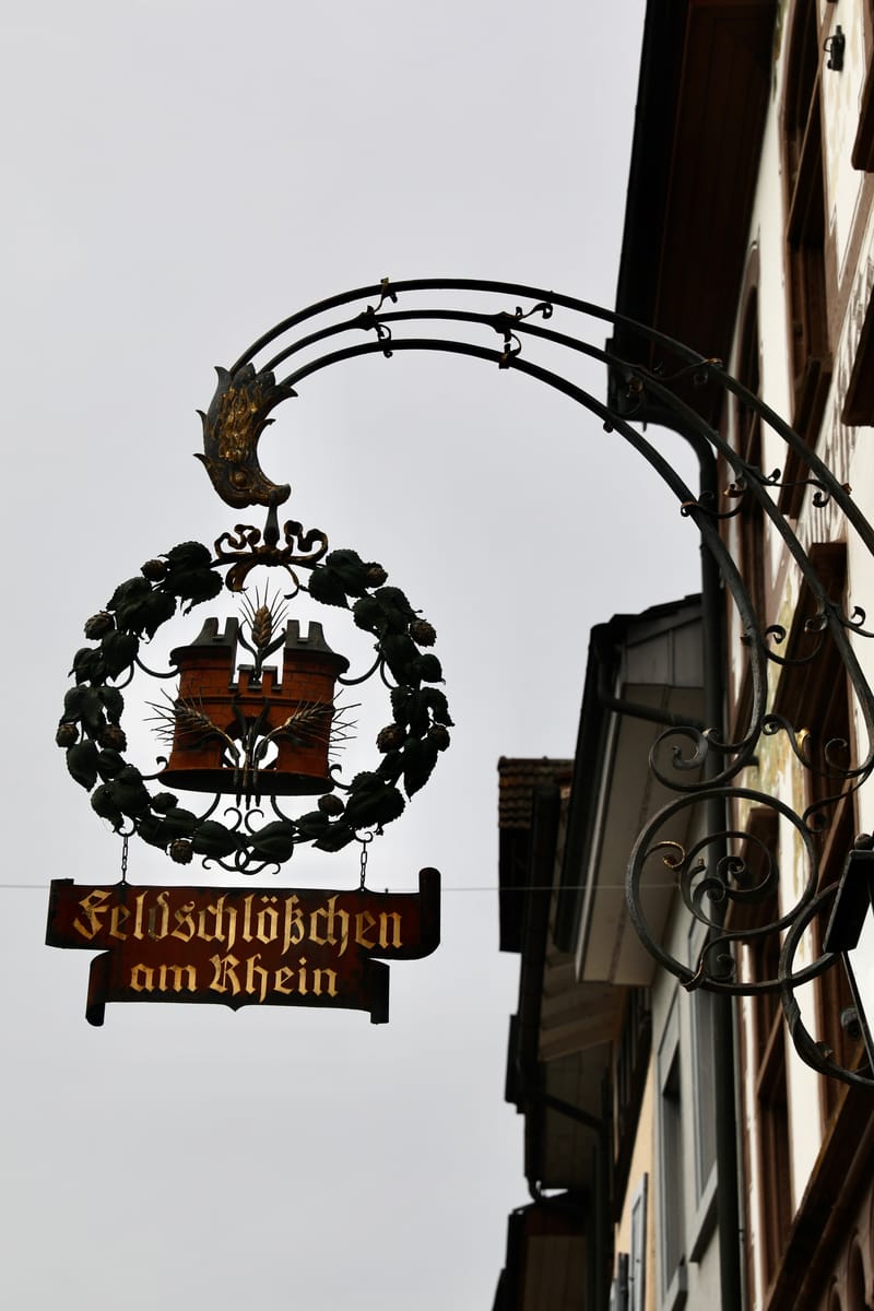 6. SUISSE 4/ALLEMAGNE 3 : Rheinfelden (Sui.), Chutes du Rhin-Neuhausen (All.)