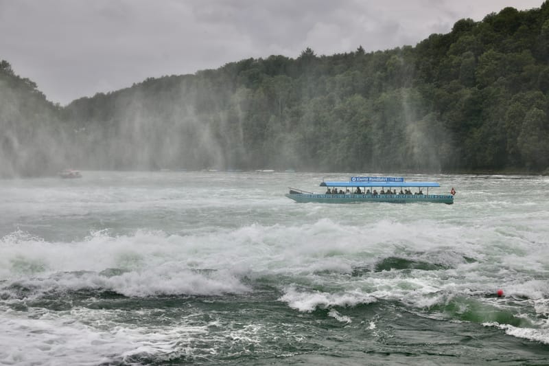 6. SUISSE 4/ALLEMAGNE 3 : Rheinfelden (Sui.), Chutes du Rhin-Neuhausen (All.)