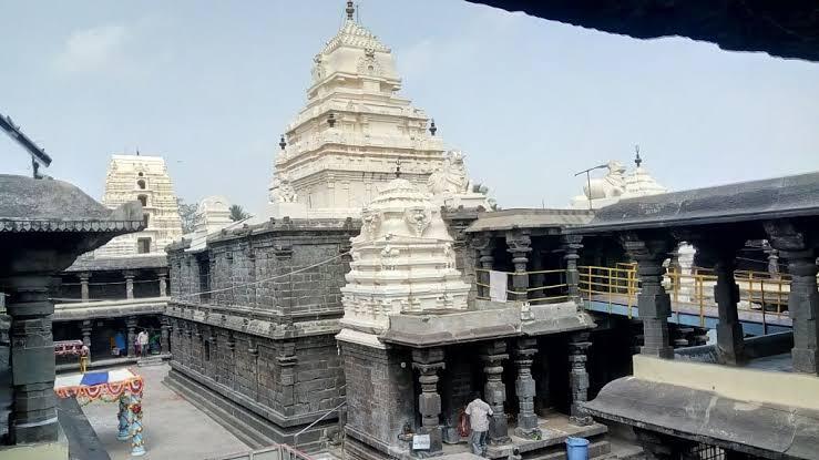 Bheemeswara Swamy Temple - Drakhsharamam