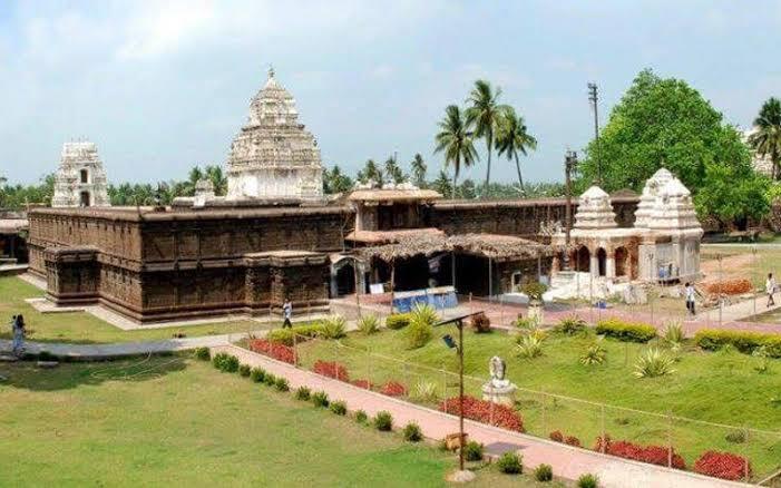 Bheemeswara Swamy Temple - Drakhsharamam