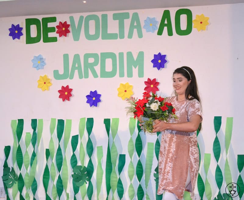 DE VOLTA AO JARDIM