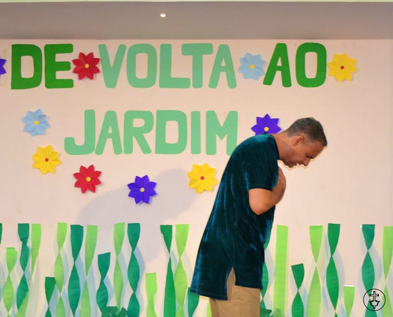 DE VOLTA AO JARDIM