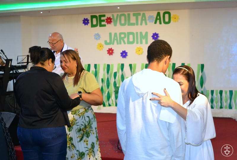 DE VOLTA AO JARDIM