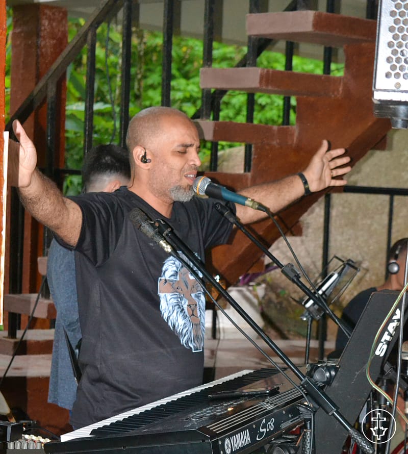 NOITE DO SEGUNDO DIA - 22/10