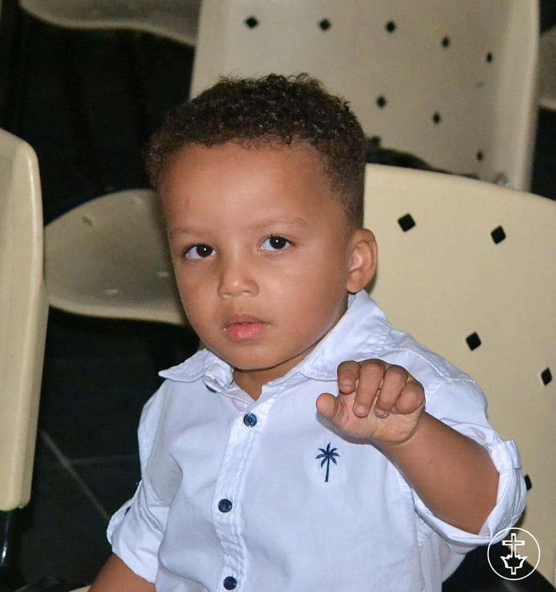 A PÁSCOA - ELE VIVE