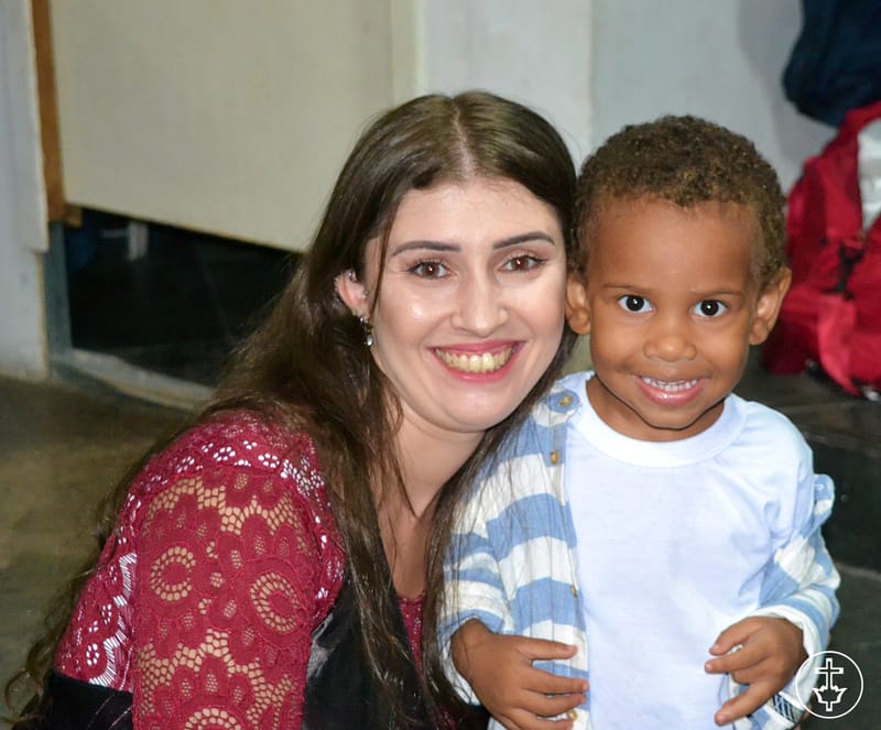 A PÁSCOA - ELE VIVE