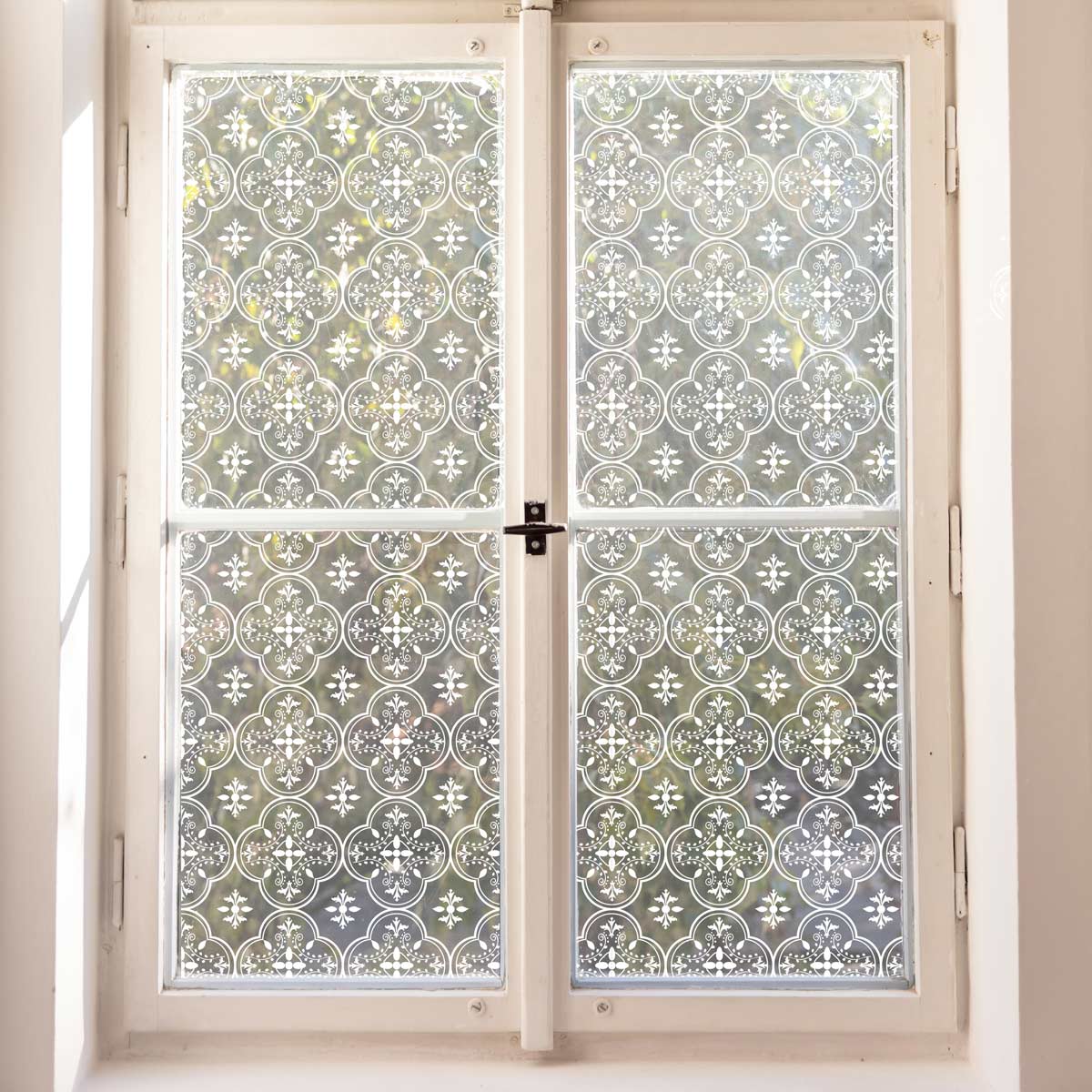 מדבקות מיוחדות