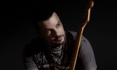 LIV CRASH - WONDERLAND