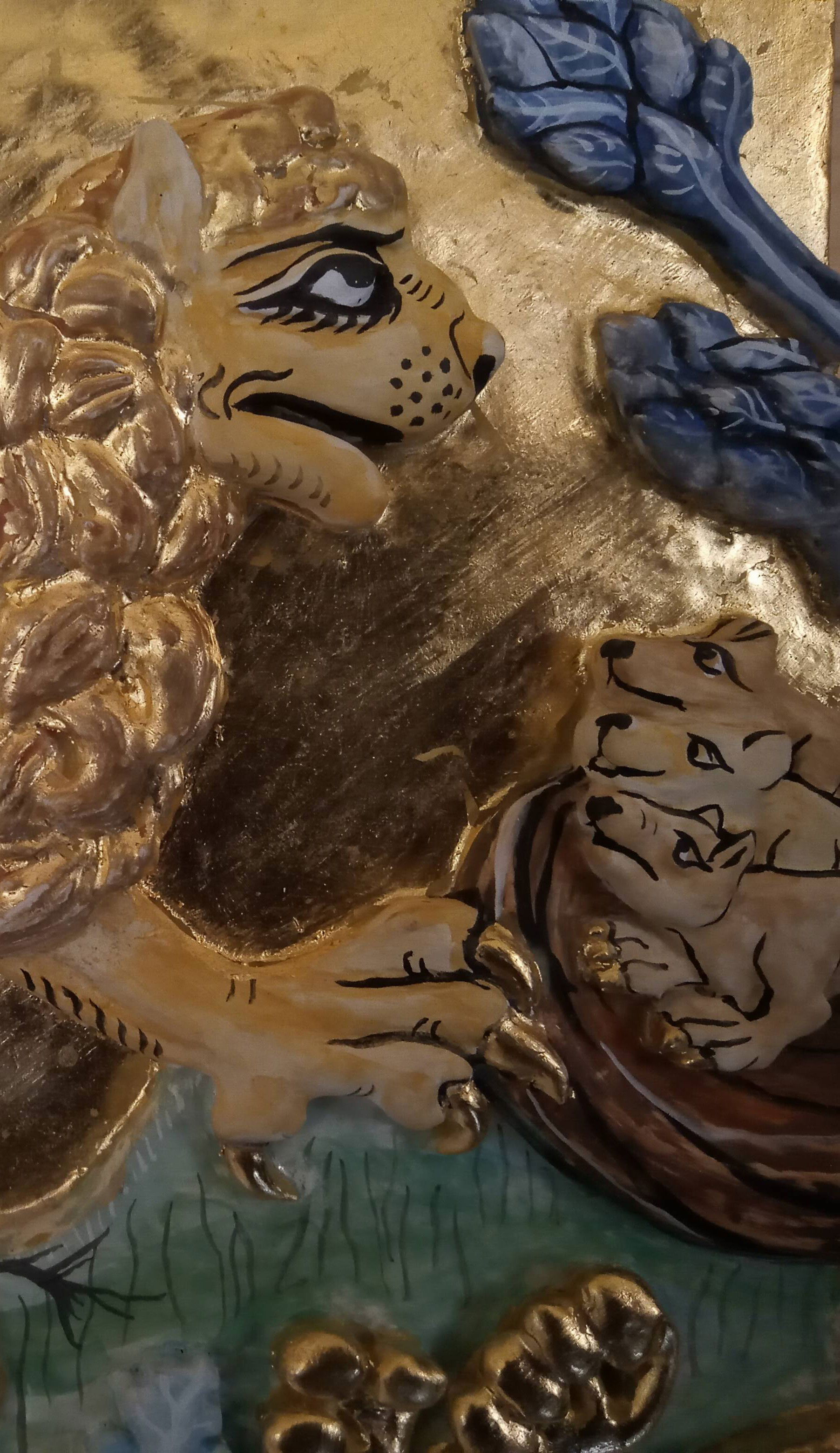 Detail of lion and cubs