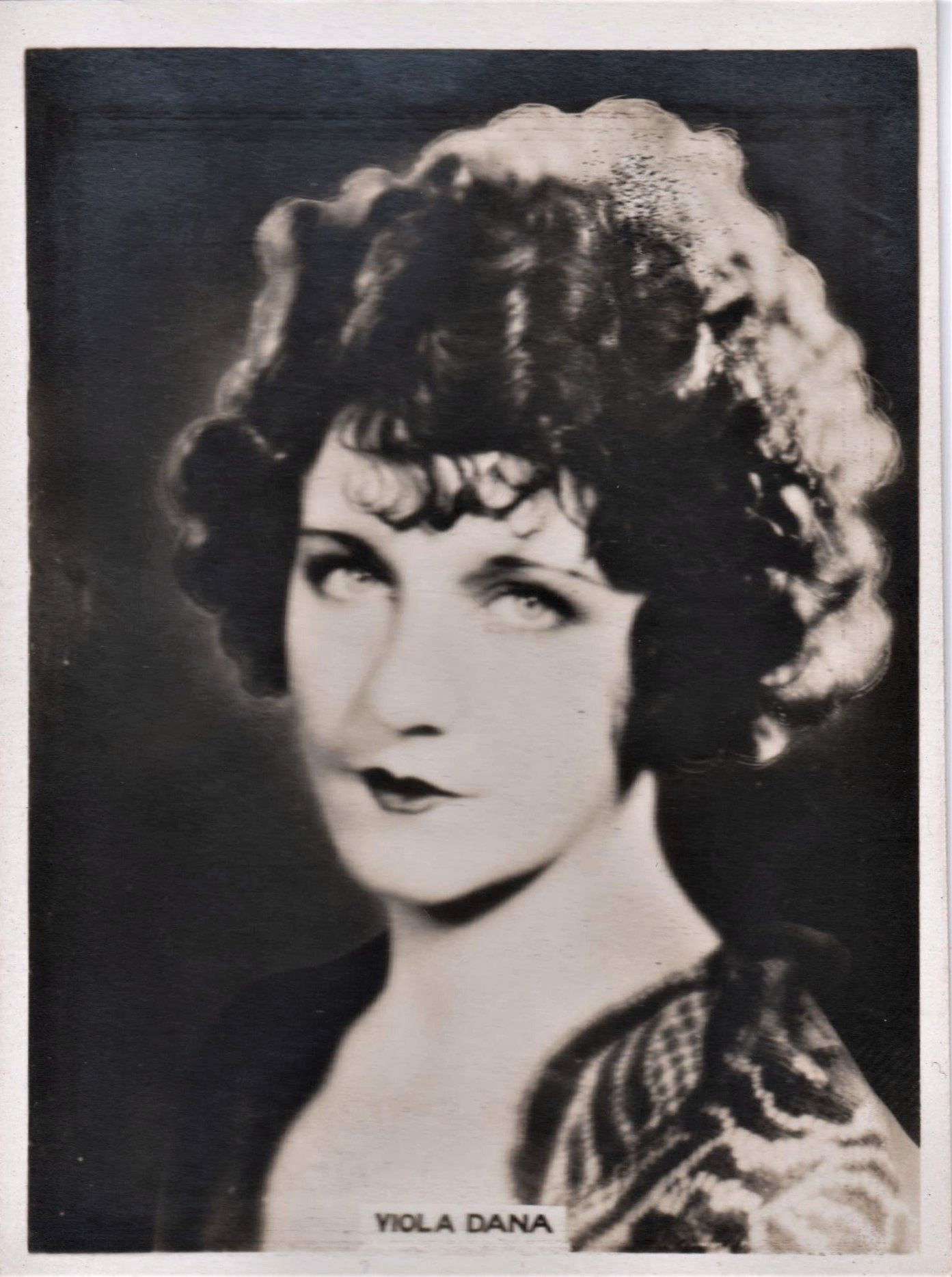 VIOLA DANA