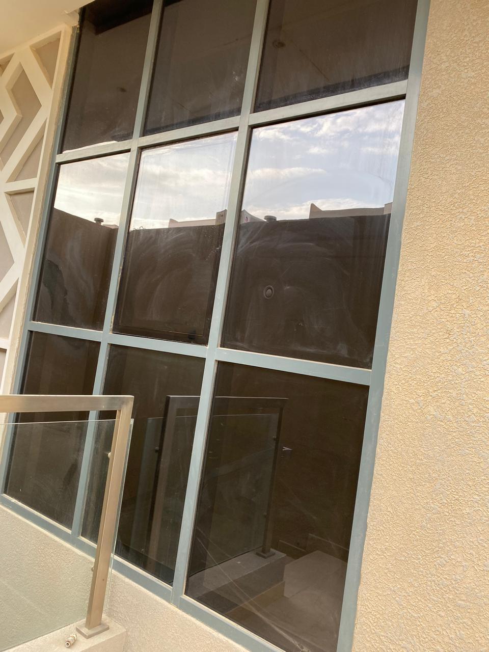 واجهات استركشر وكارتن وول